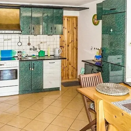 Amazing In With Kitchen Nyaraló *